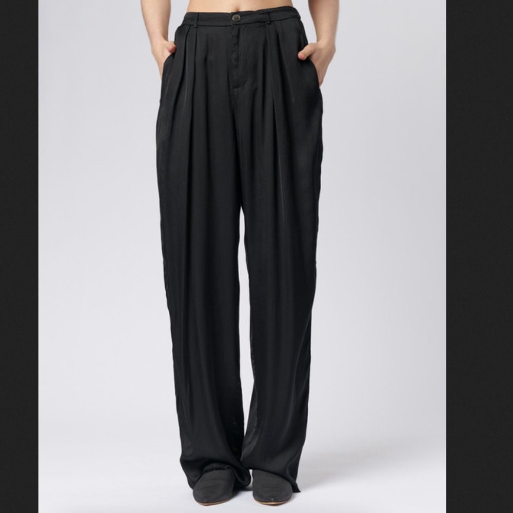 Raquel Allegra Pleated Pant black size 3